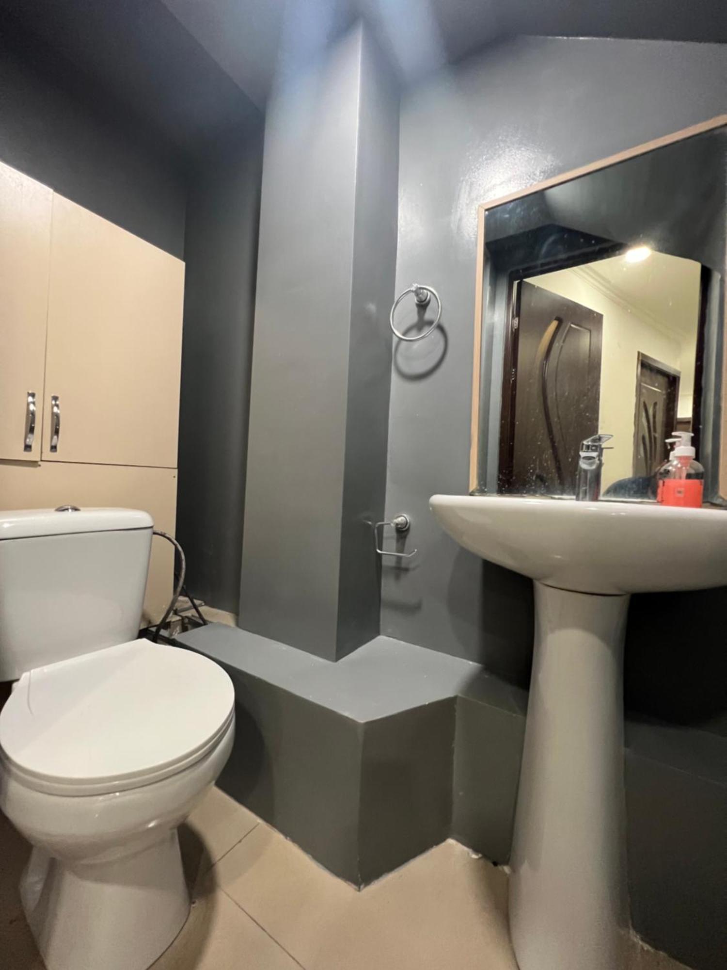 Pushkiin Otel Erivan Dış mekan fotoğraf