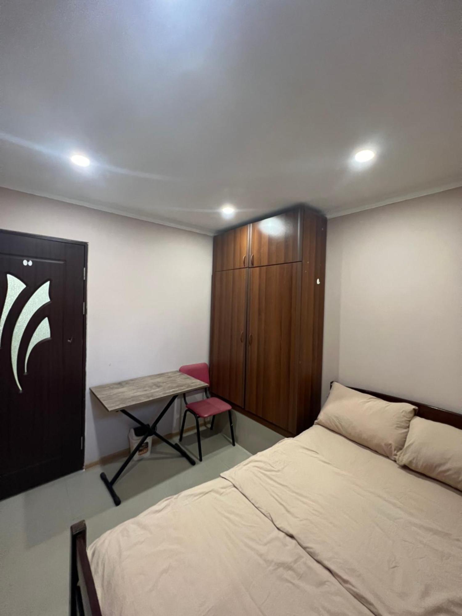 Pushkiin Otel Erivan Dış mekan fotoğraf