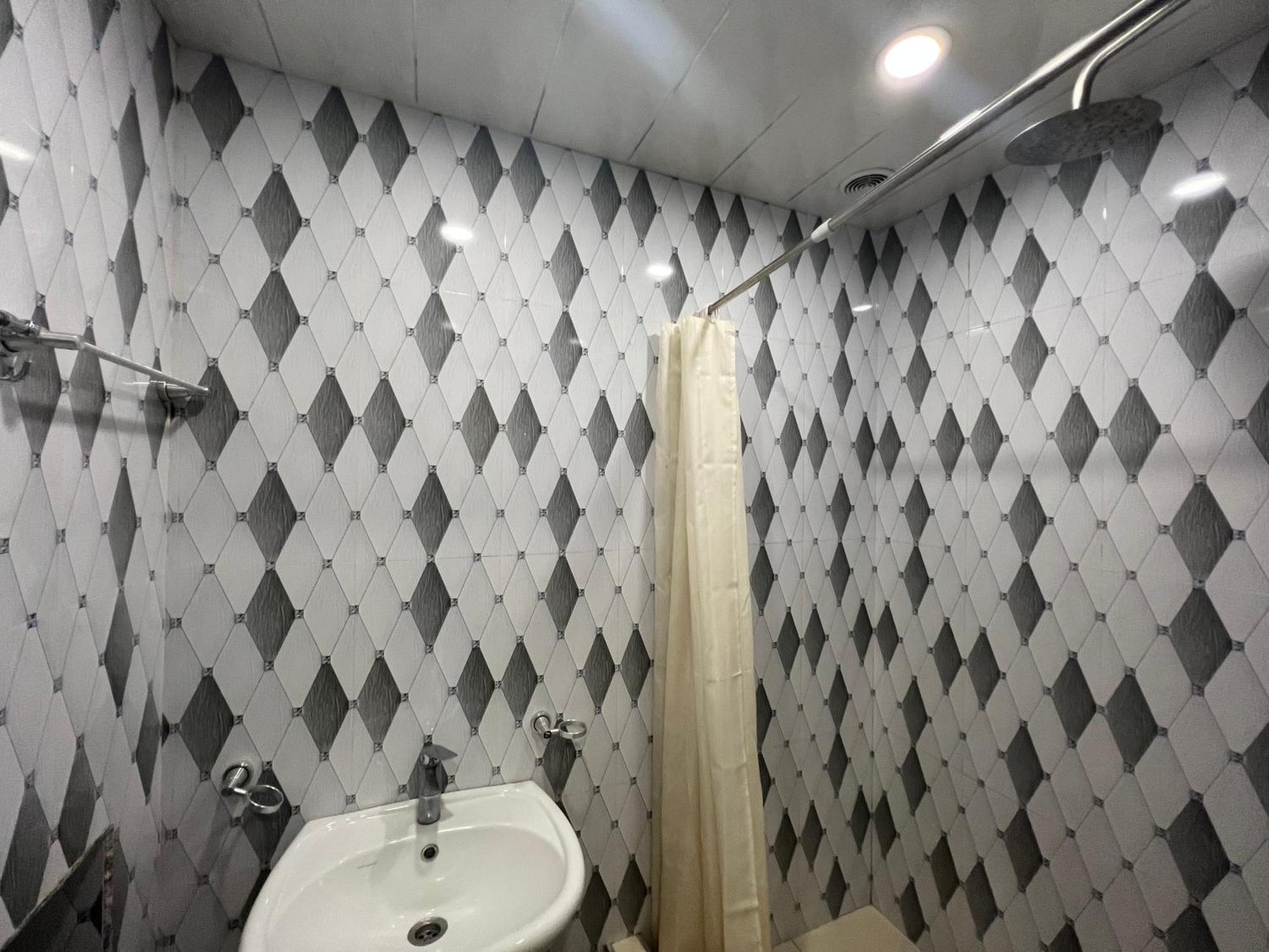 Pushkiin Otel Erivan Dış mekan fotoğraf